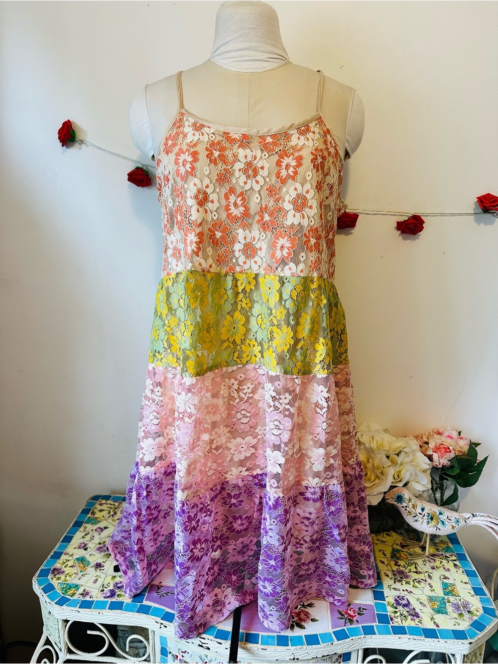 NEW Mystree Gabriella Color Block Multicolor Floral Lace Tiered Midi Dress L - Picture 8 of 12